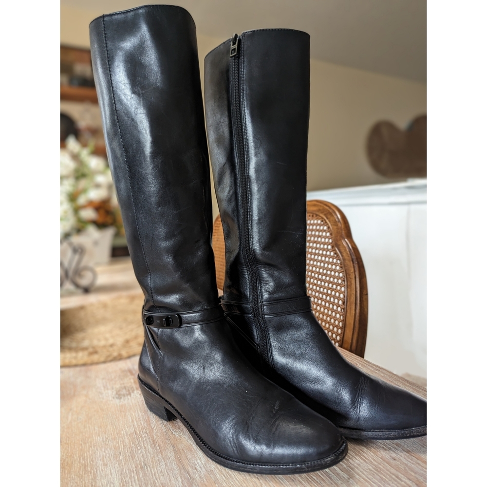 Coach boots